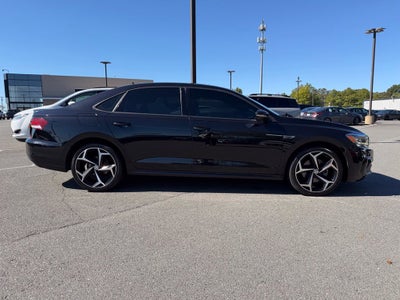 2021 Volkswagen Passat 2.0T R-Line