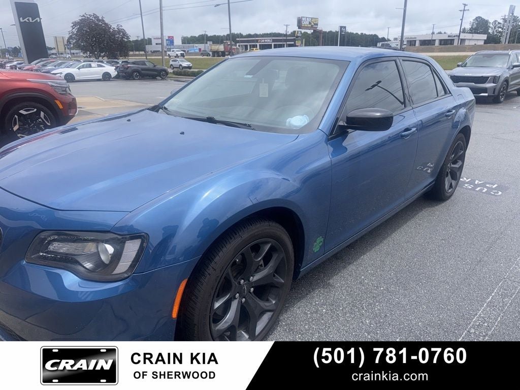 2022 Chrysler 300 Touring