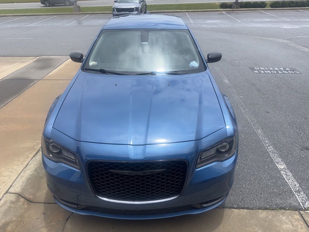 2022 Chrysler 300 Touring