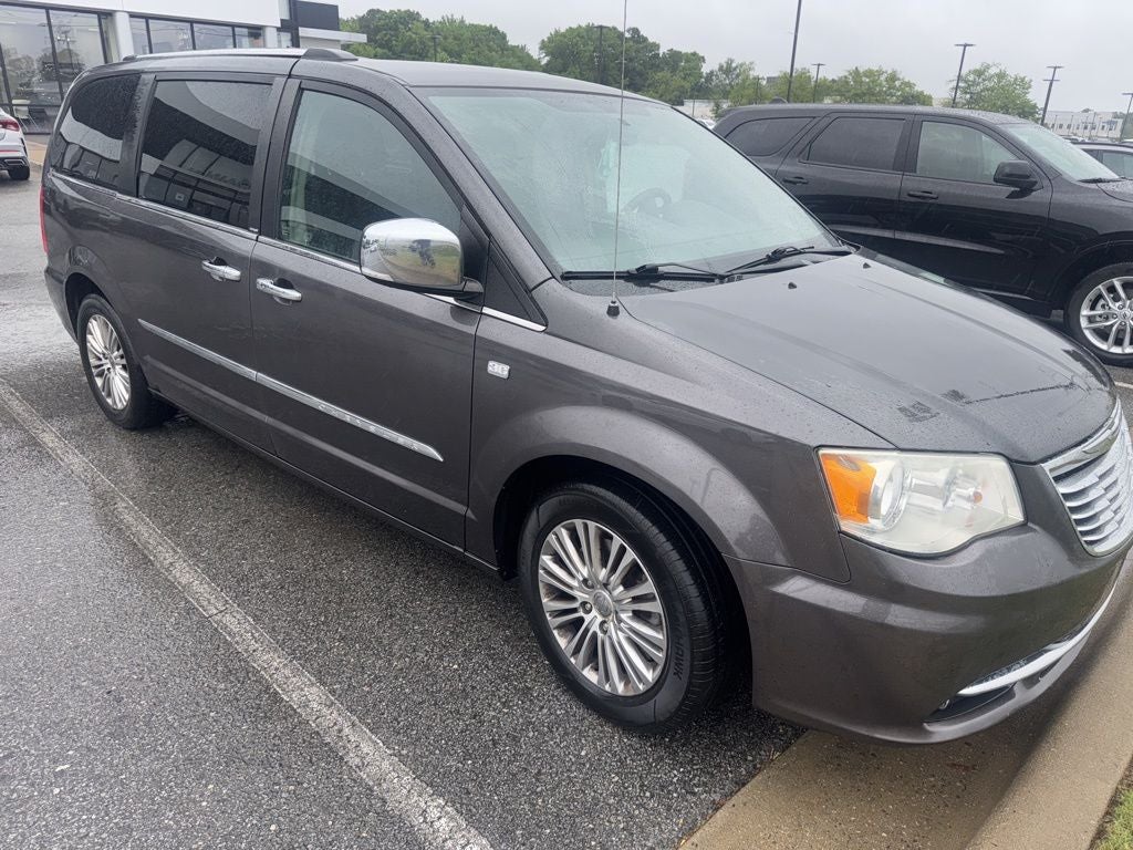 2014 Chrysler Town & Country Touring-L 30th Anniversary