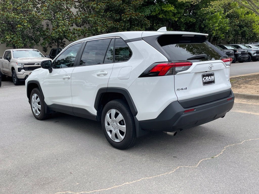 2025 Toyota RAV4 LE