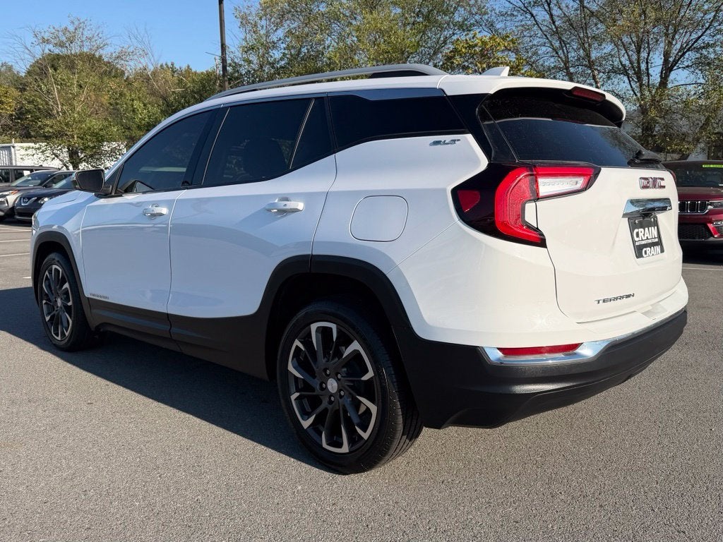 2022 GMC Terrain SLT