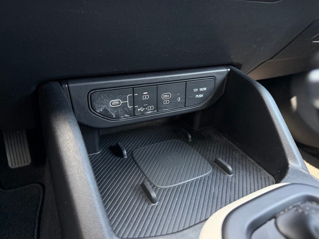 2025 Kia K4 GT-Line *Certified Pre-Owned/SunRoof Pkg