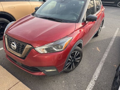 2020 Nissan Kicks SR