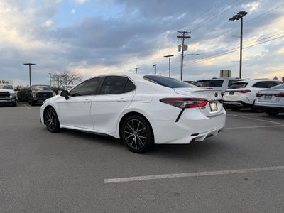 2021 Toyota Camry SE