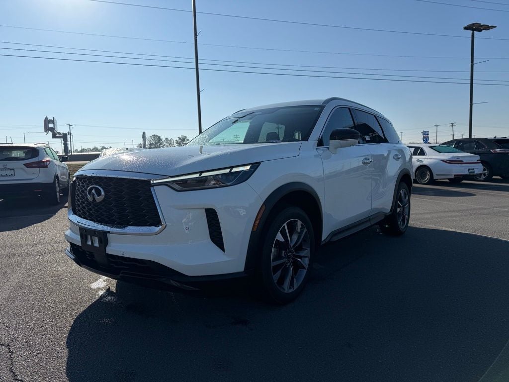 2024 INFINITI QX60 LUXE