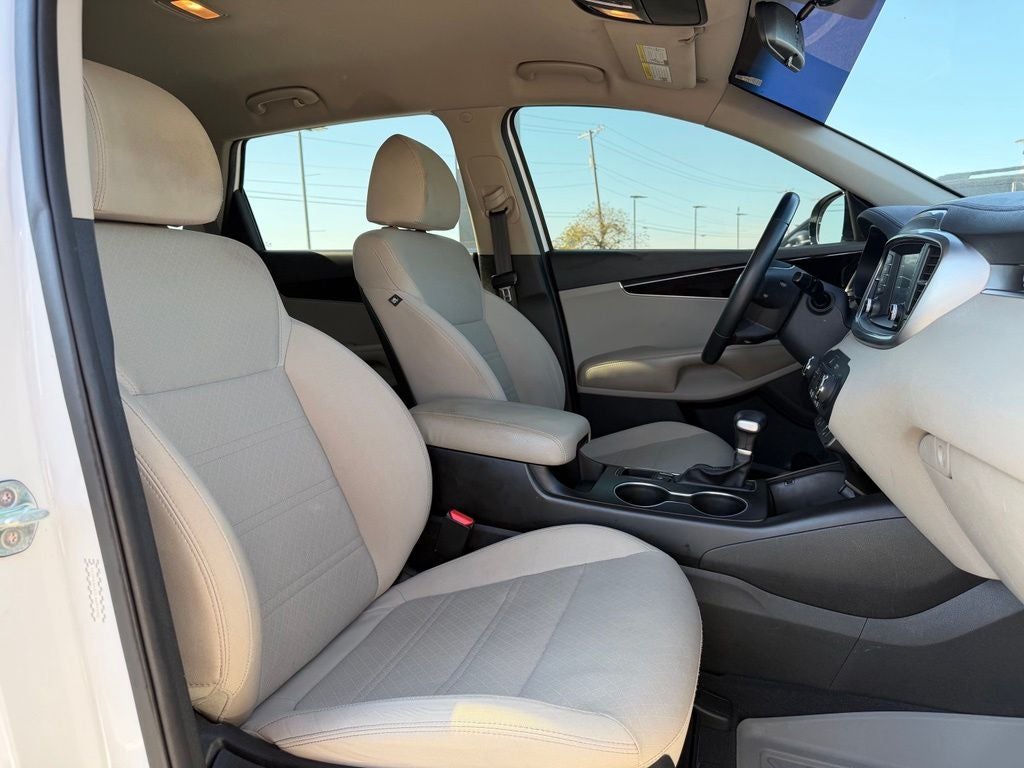 2020 Kia Sorento S
