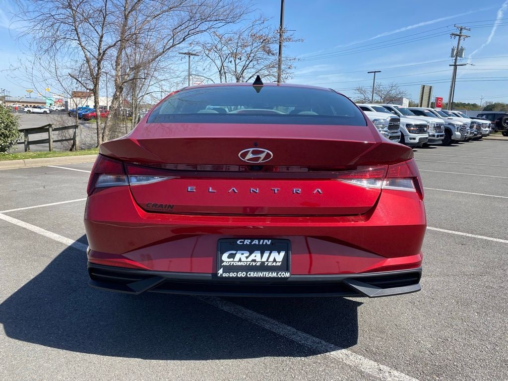 2023 Hyundai ELANTRA SEL