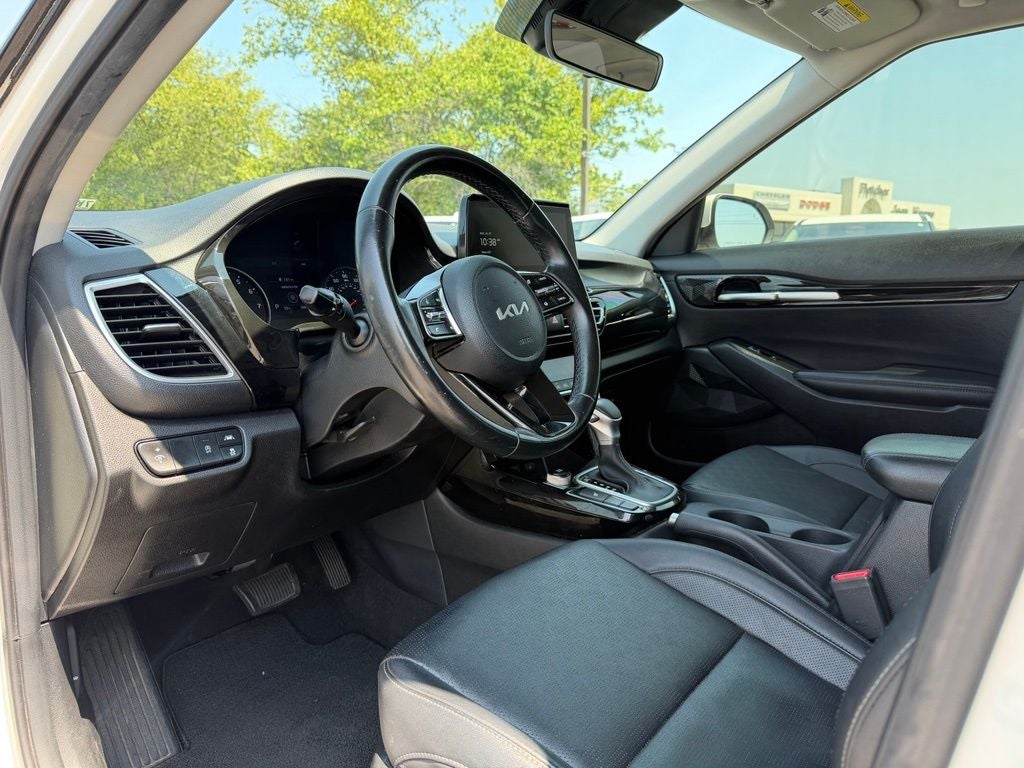 2023 Kia Seltos EX