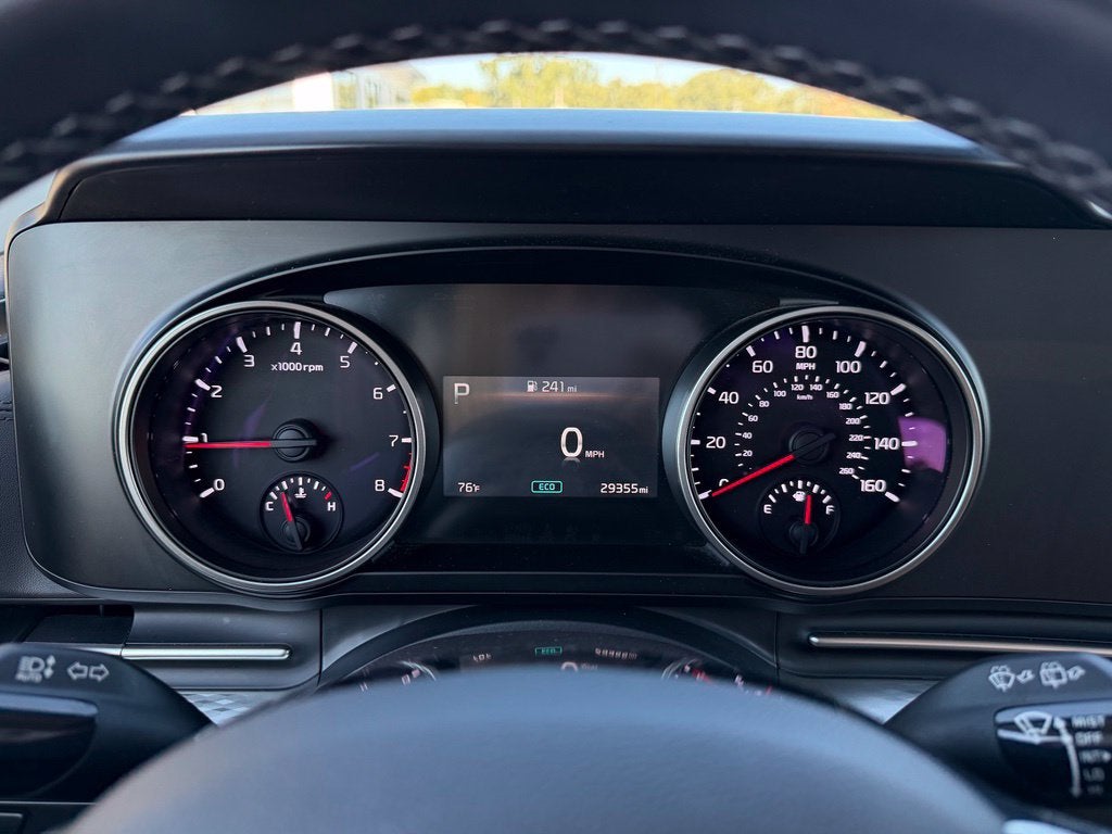 2024 Kia Carnival LX