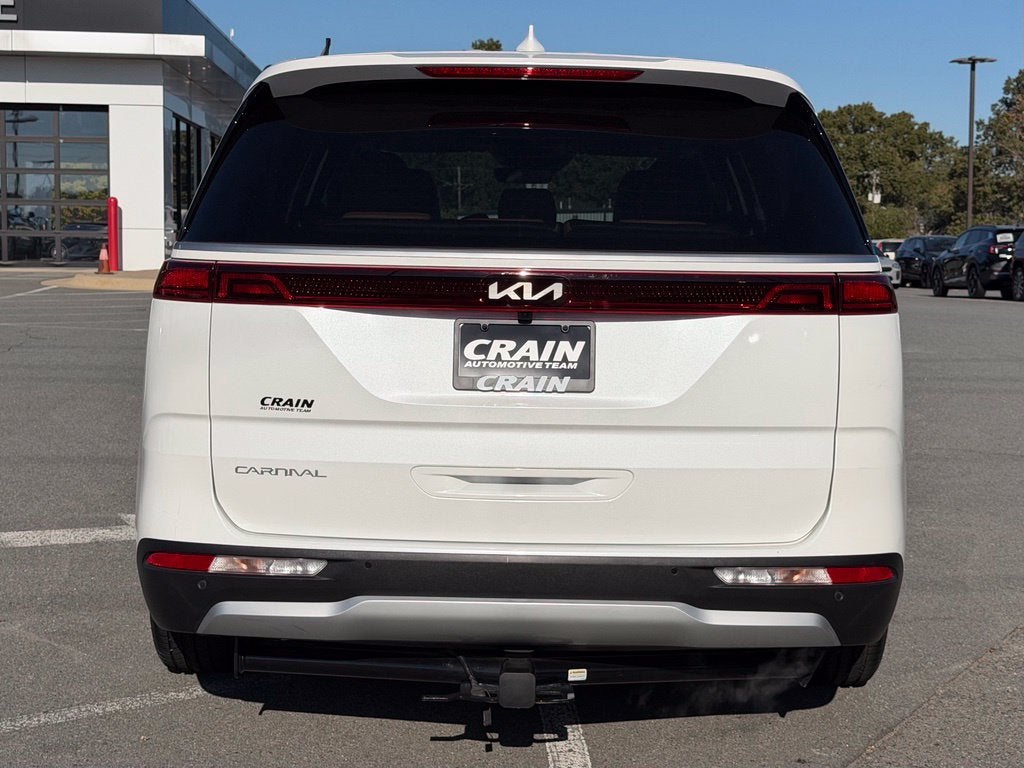 2024 Kia Carnival LX