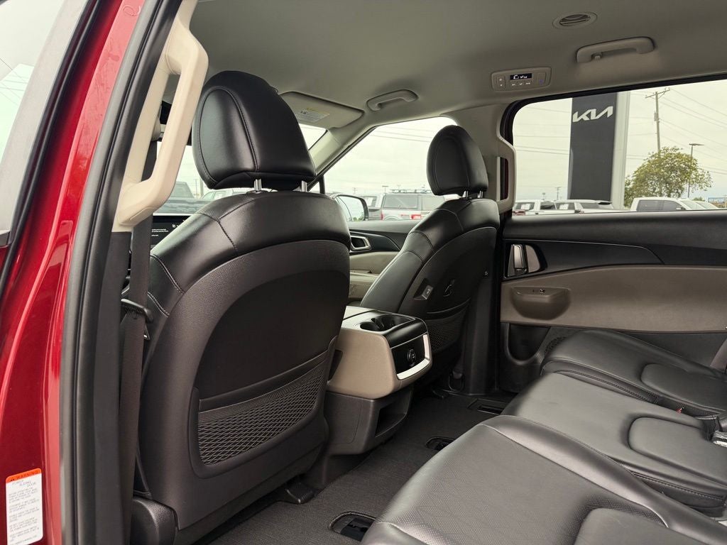 2025 Kia Carnival LXS