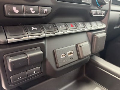 2019 Chevrolet Silverado 1500 LTZ LIFTED, CLEAN 1 OWNER CARFAX