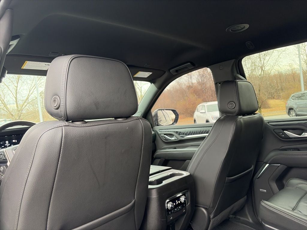 2022 GMC Yukon XL Denali AWD BLACKOUT CLEAN CARFAX