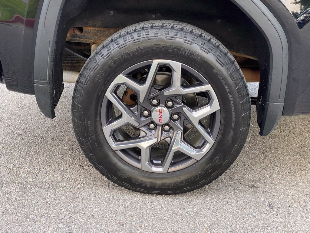 2025 GMC Sierra 1500 SLE