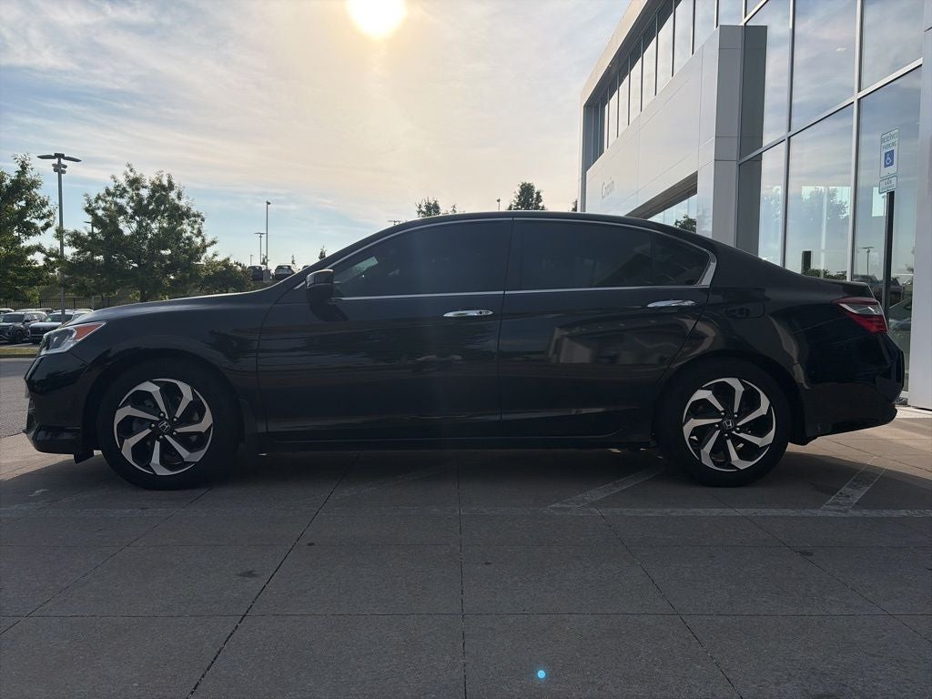 2016 Honda Accord EX Clean CARFAX LOW MILES!