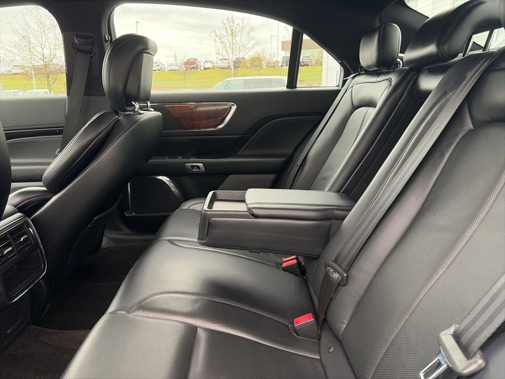 2018 Lincoln Continental Select