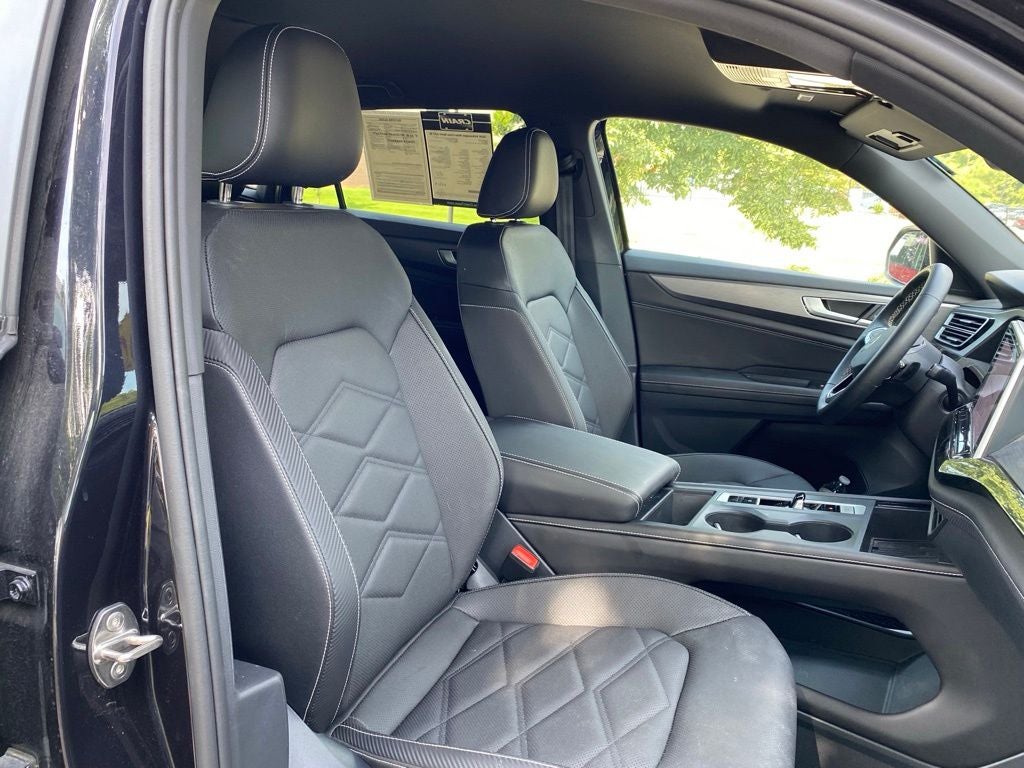 2026 Volkswagen Atlas Cross Sport SE