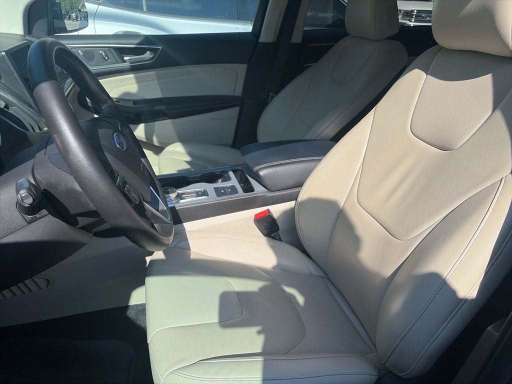 2021 Ford Edge Titanium 1-OWNER CLEAN CARFAX