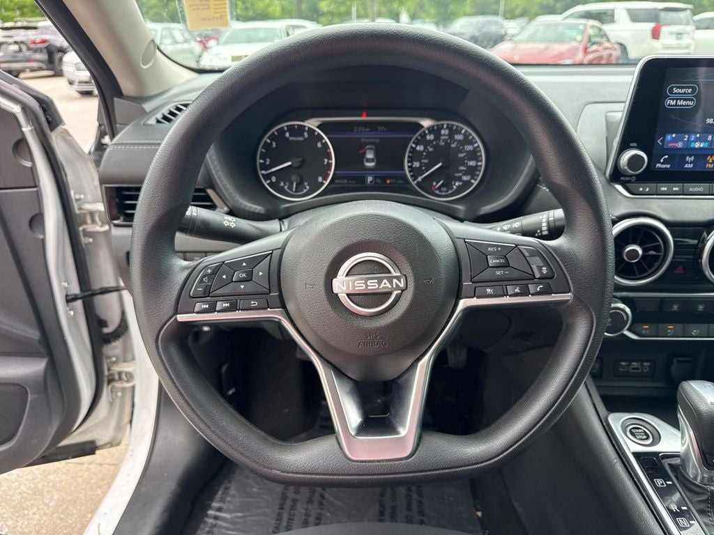 2024 Nissan Sentra SV APPLE CAR PLAY!! CLENA 1 OWNER CARFAX