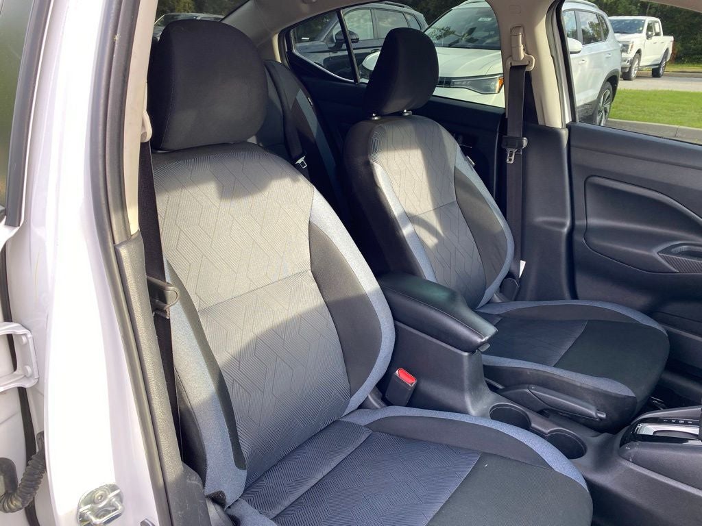 2024 Nissan Versa 1.6 SV CLEAN 1 OWNER CARFAX