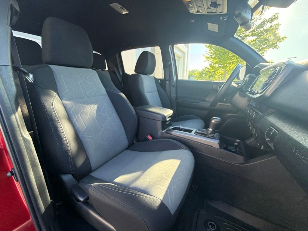 2022 Toyota Tacoma TRD Off-Road V6
