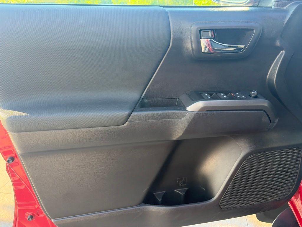 2022 Toyota Tacoma TRD Off-Road V6