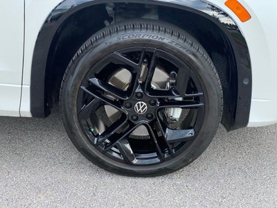 2025 Volkswagen Tiguan 2.0T SE R-Line Black