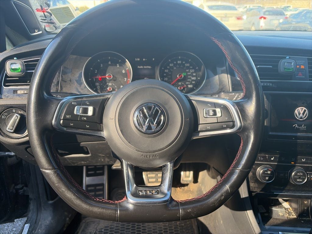 2016 Volkswagen Golf GTI SE w/Performance Package