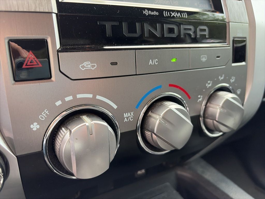 2018 Toyota Tundra SR5 5.7L V8 CLEAN CARFAX, BFGoodrich A/T Tires