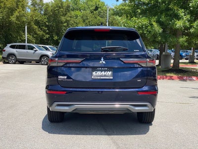 2025 Mitsubishi Outlander SE