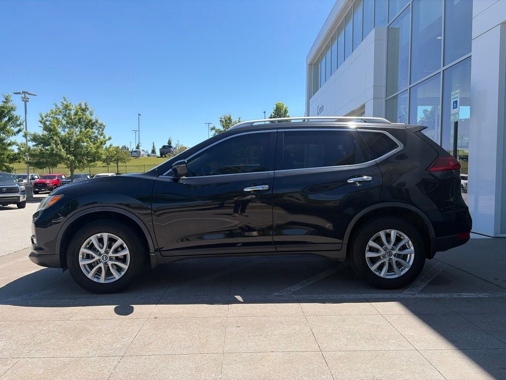2018 Nissan Rogue SV CLEAN CARFAX LOW MILES