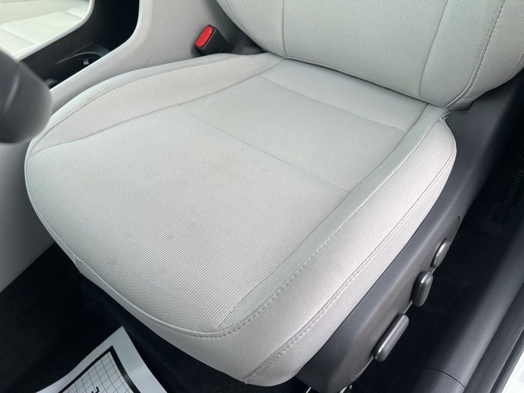 2025 Hyundai KONA SEL GREAT GAS MILEAGE, LOW PAYMENTS!