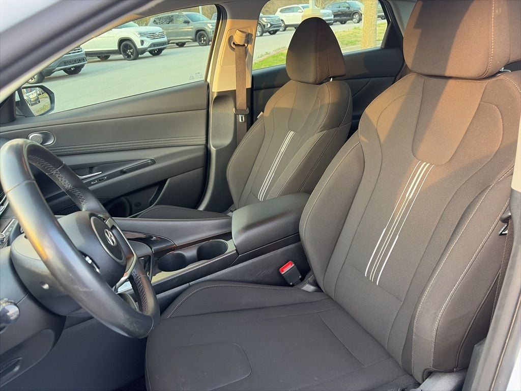 2024 Hyundai ELANTRA SEL CLEAN 1 OWNER CARFAX