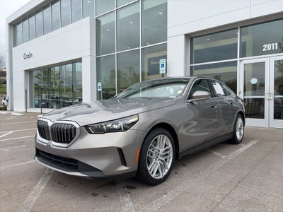 2024 BMW 5 Series 530i
