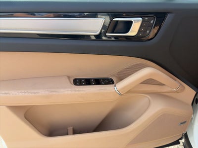 2023 Porsche Cayenne Platinum Edition CLEAN CARFAX, GREAT RECORDS
