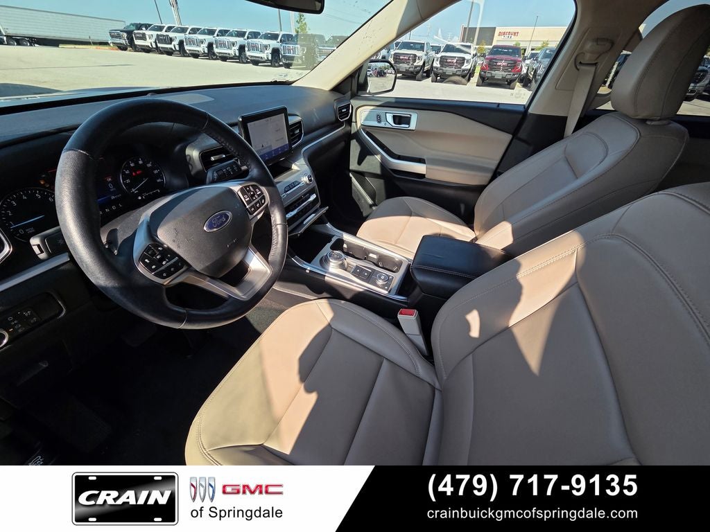 2023 Ford Explorer XLT