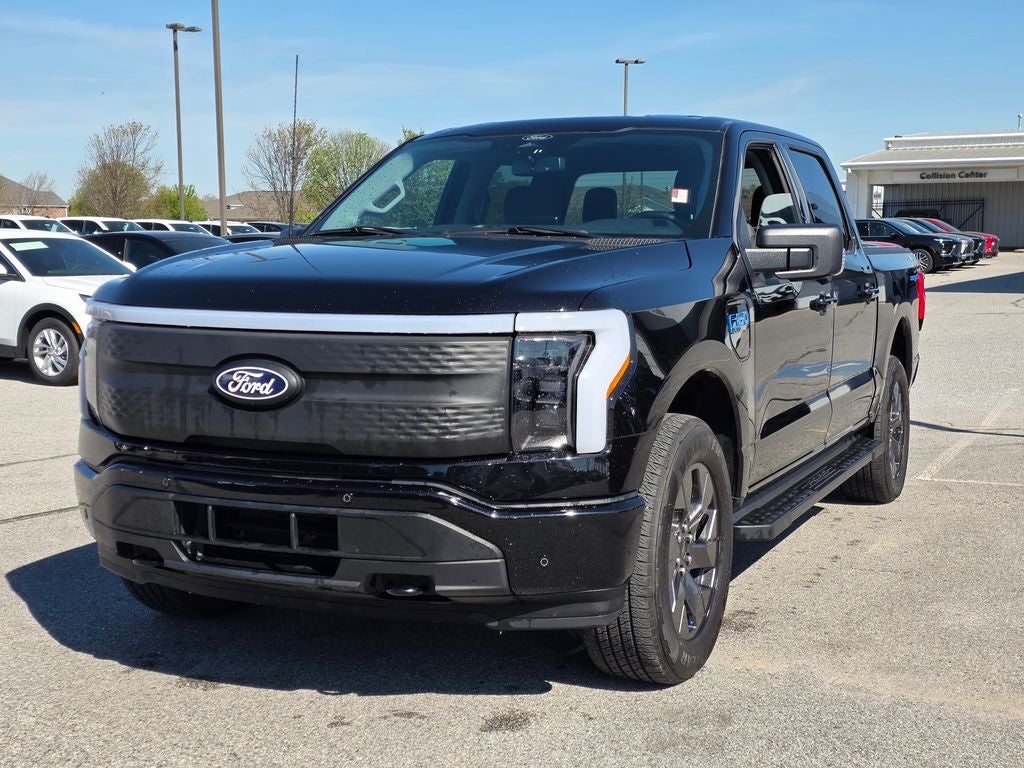 2024 Ford F-150 Lightning Flash