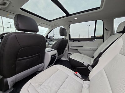 2024 GMC Acadia Denali