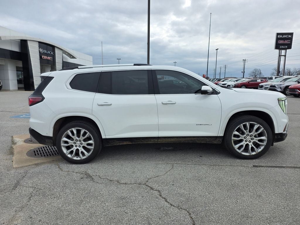 2024 GMC Acadia Denali