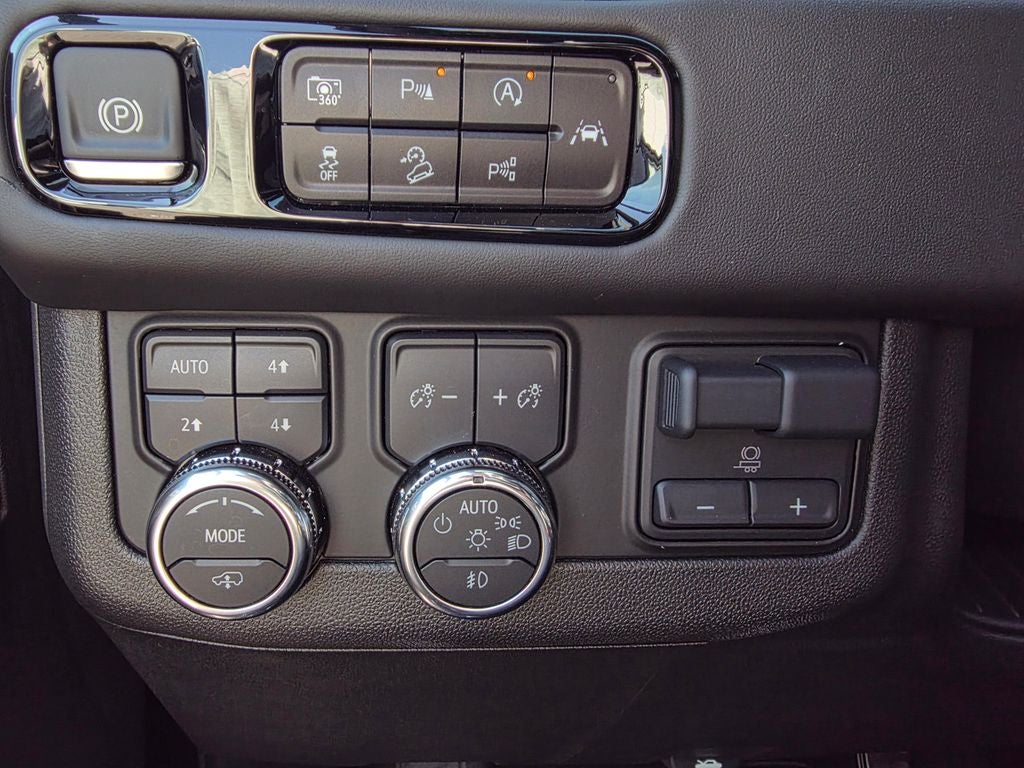 2025 GMC Yukon XL AT4 Ultimate