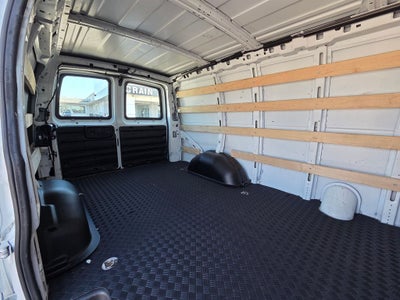 2023 GMC Savana 2500 Work Van