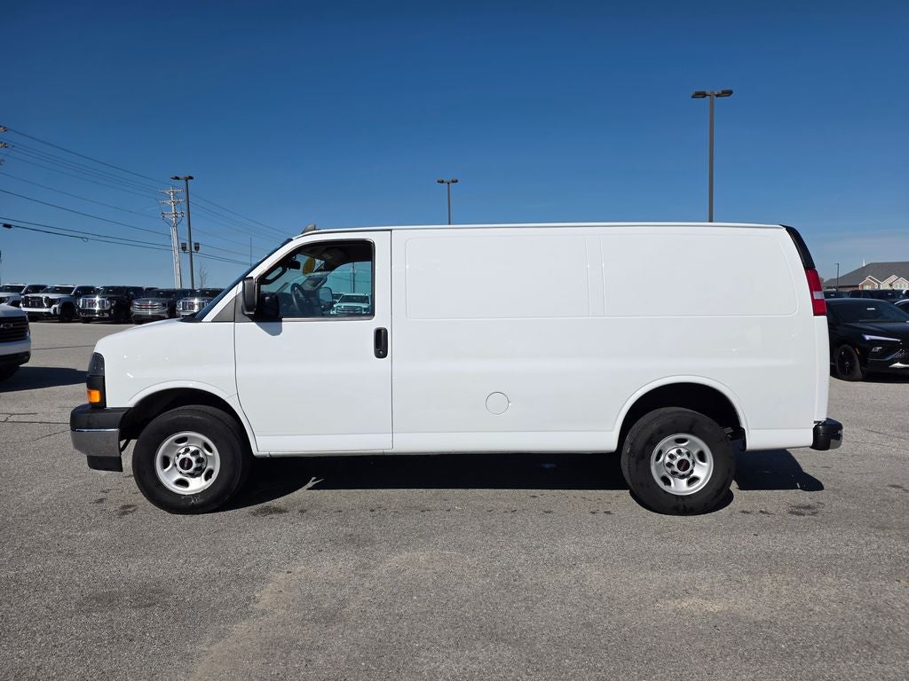 2023 GMC Savana 2500 Work Van