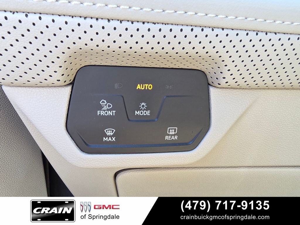 2024 Volkswagen Atlas 2.0T SE w/Technology BLACK WHEEL PACKAGE