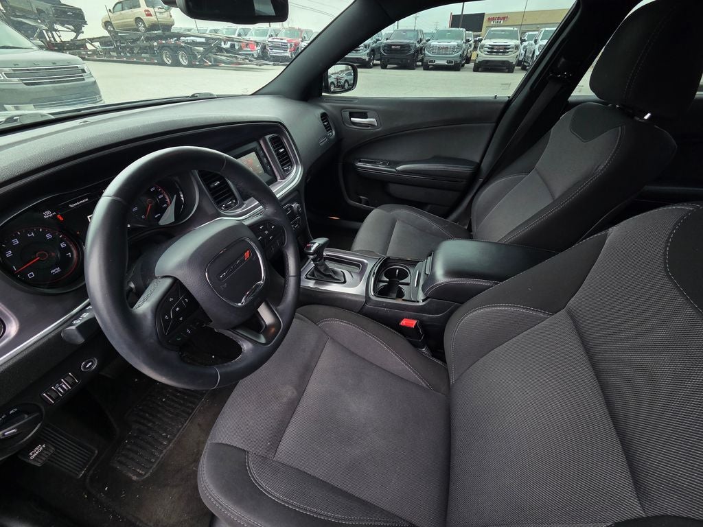 2017 Dodge Charger SE