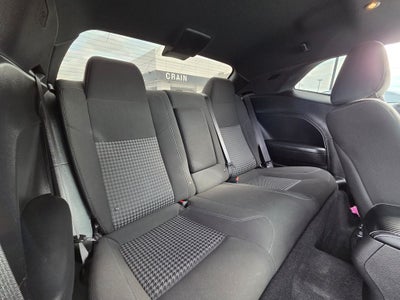 2022 Dodge Challenger SXT