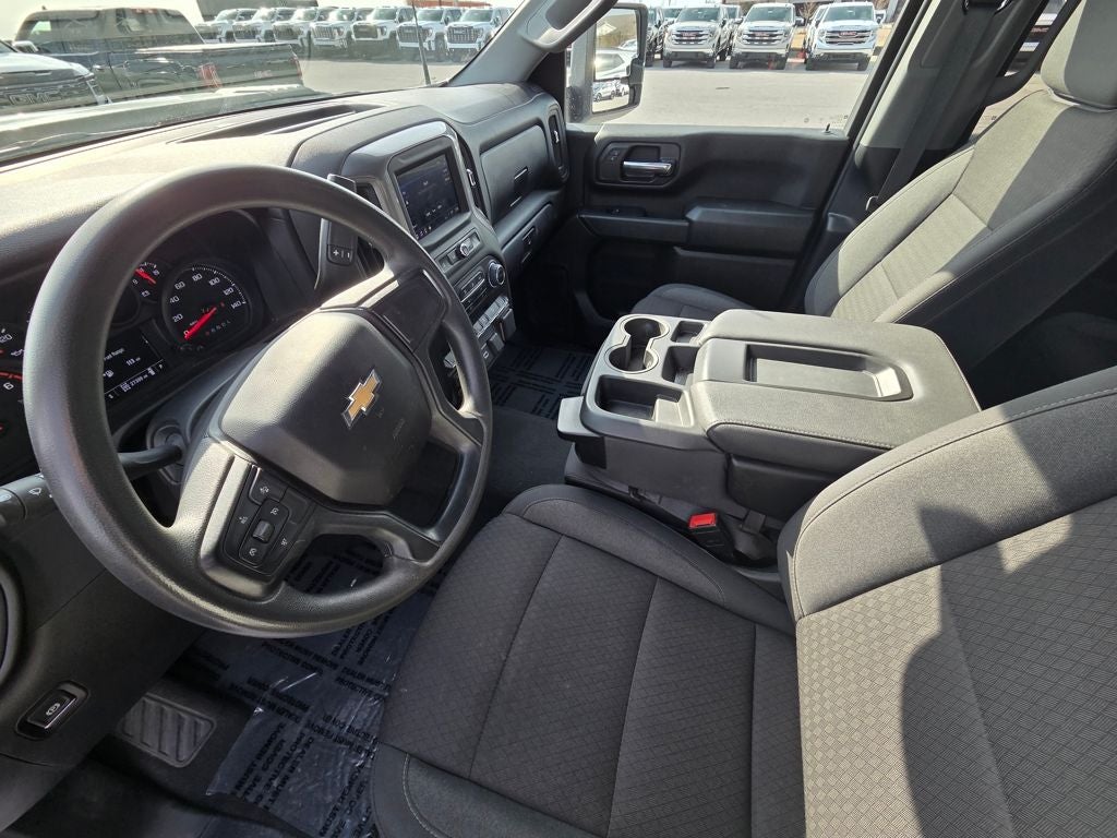 2025 Chevrolet Silverado 2500HD Custom