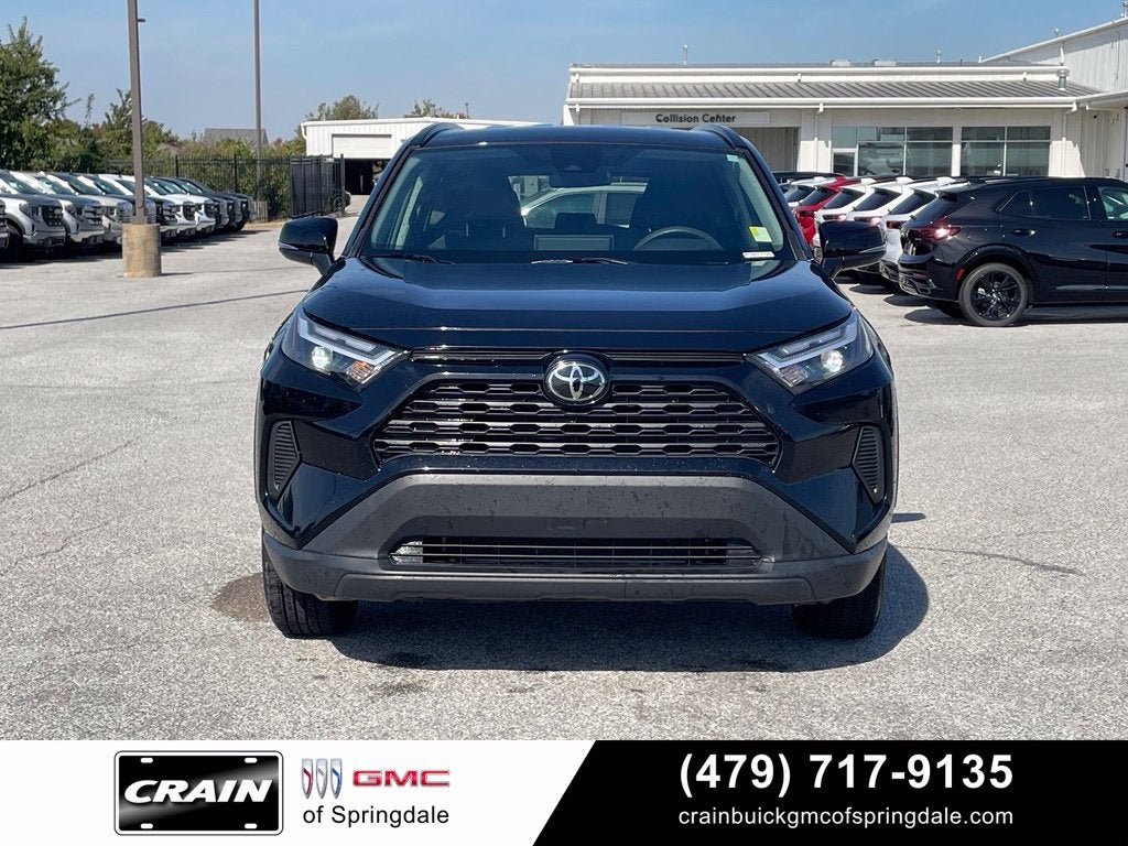 2025 Toyota RAV4 XLE