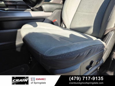 2024 RAM 2500 Big Horn Cummins / 12" Screen