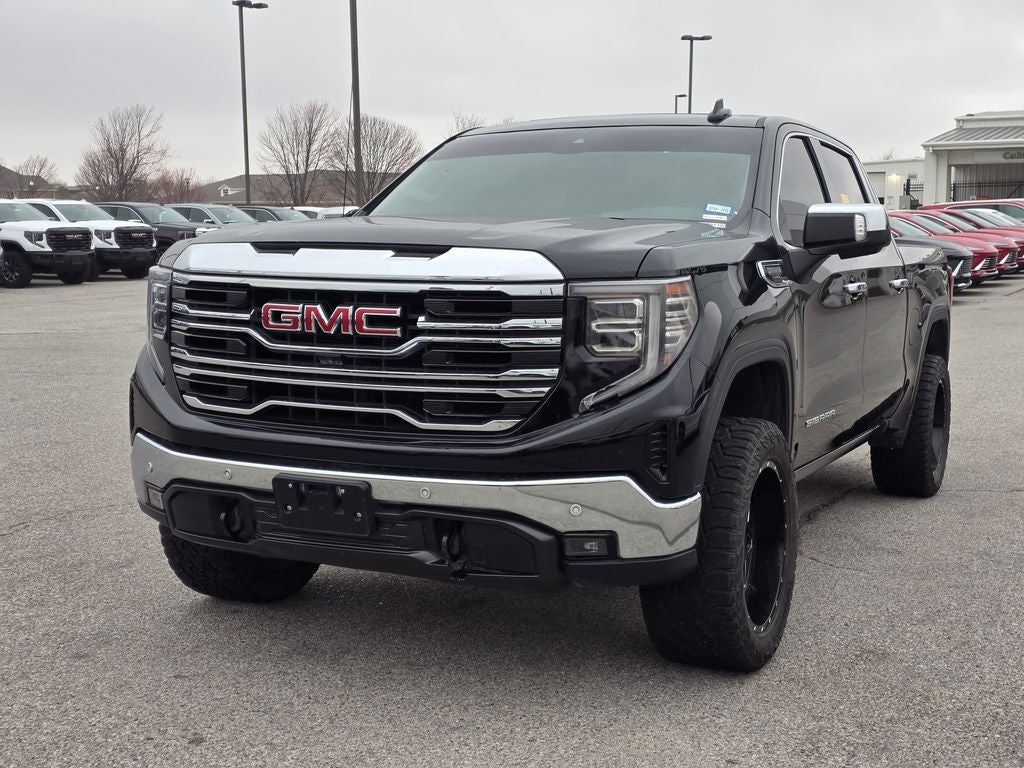 2024 GMC Sierra 1500 SLT